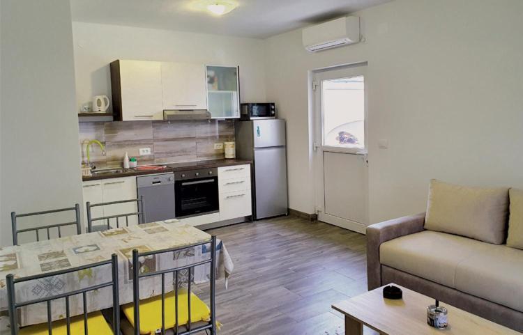 Apartmani Kurjakovic - 普纳特 外观 照片
